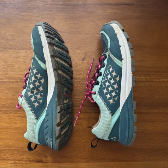 Astral TR1 Trek Shoes - Womens 9 - Picture 2 of 7